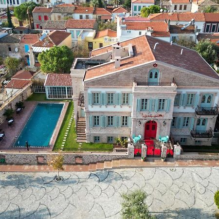 Naz Su Cunda Hotel ภายนอก รูปภาพ