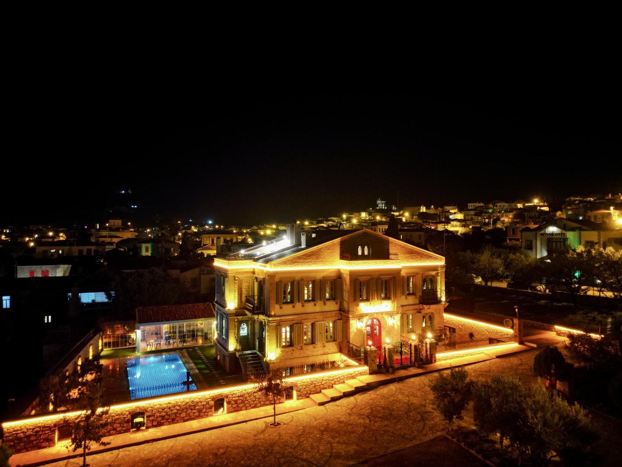 Naz Su Cunda Hotel ภายนอก รูปภาพ