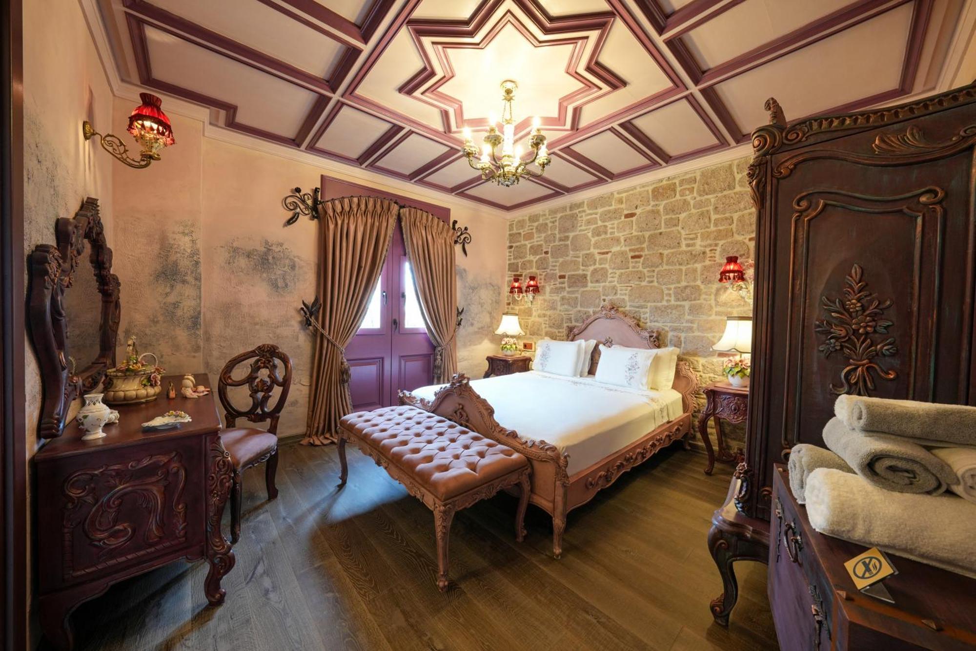 Naz Su Cunda Hotel ภายนอก รูปภาพ