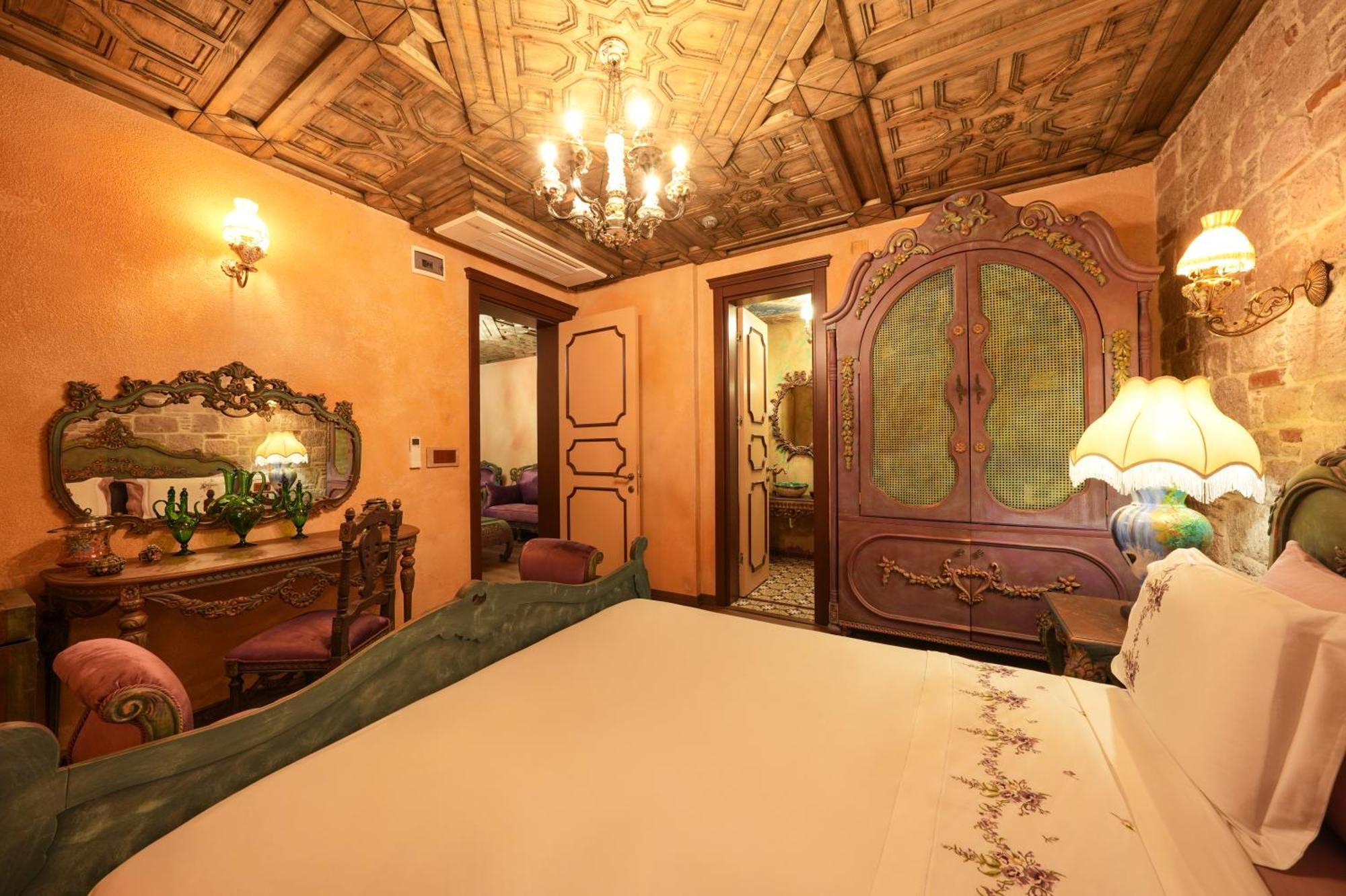 Naz Su Cunda Hotel ภายนอก รูปภาพ