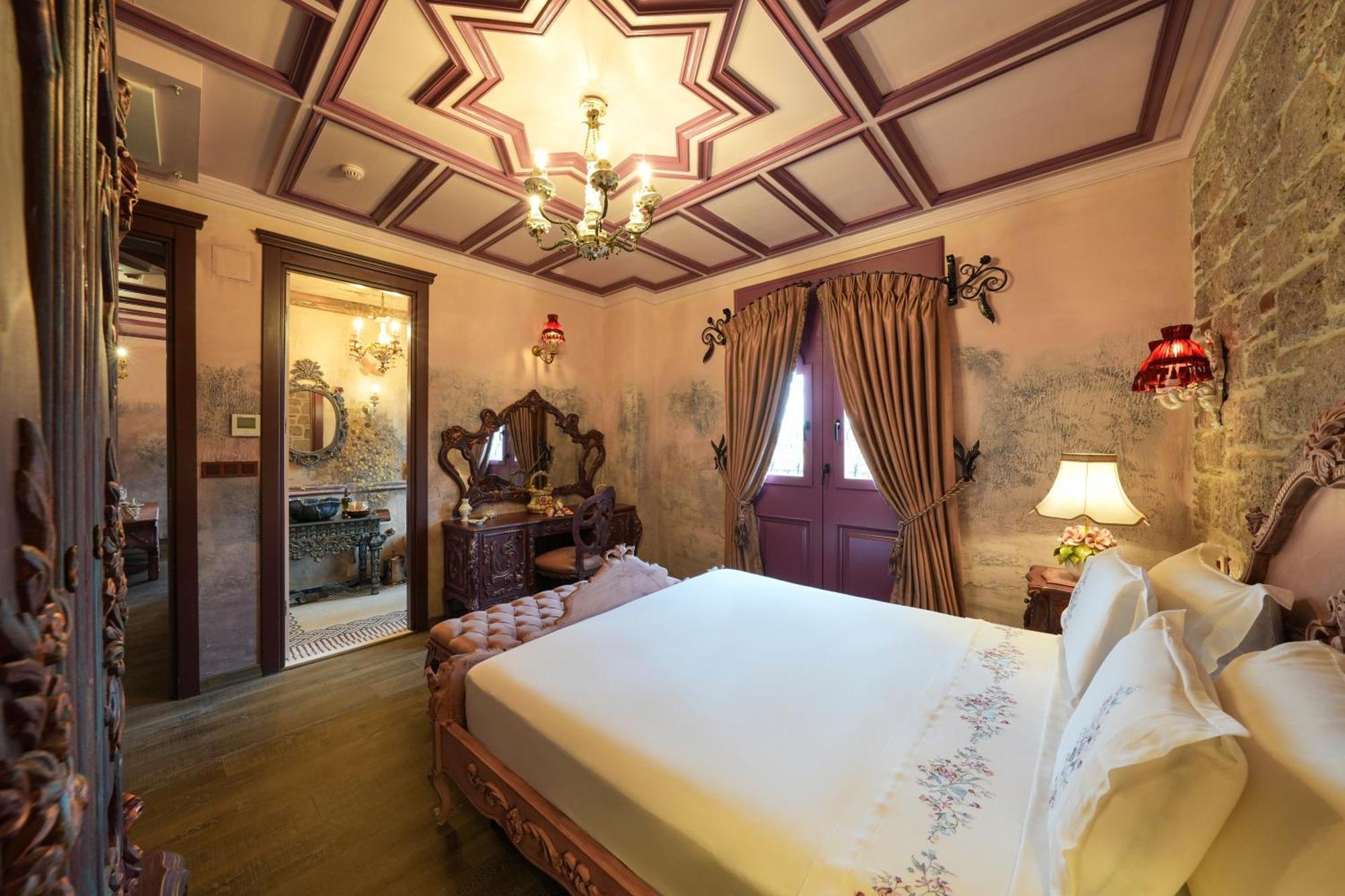 Naz Su Cunda Hotel ภายนอก รูปภาพ