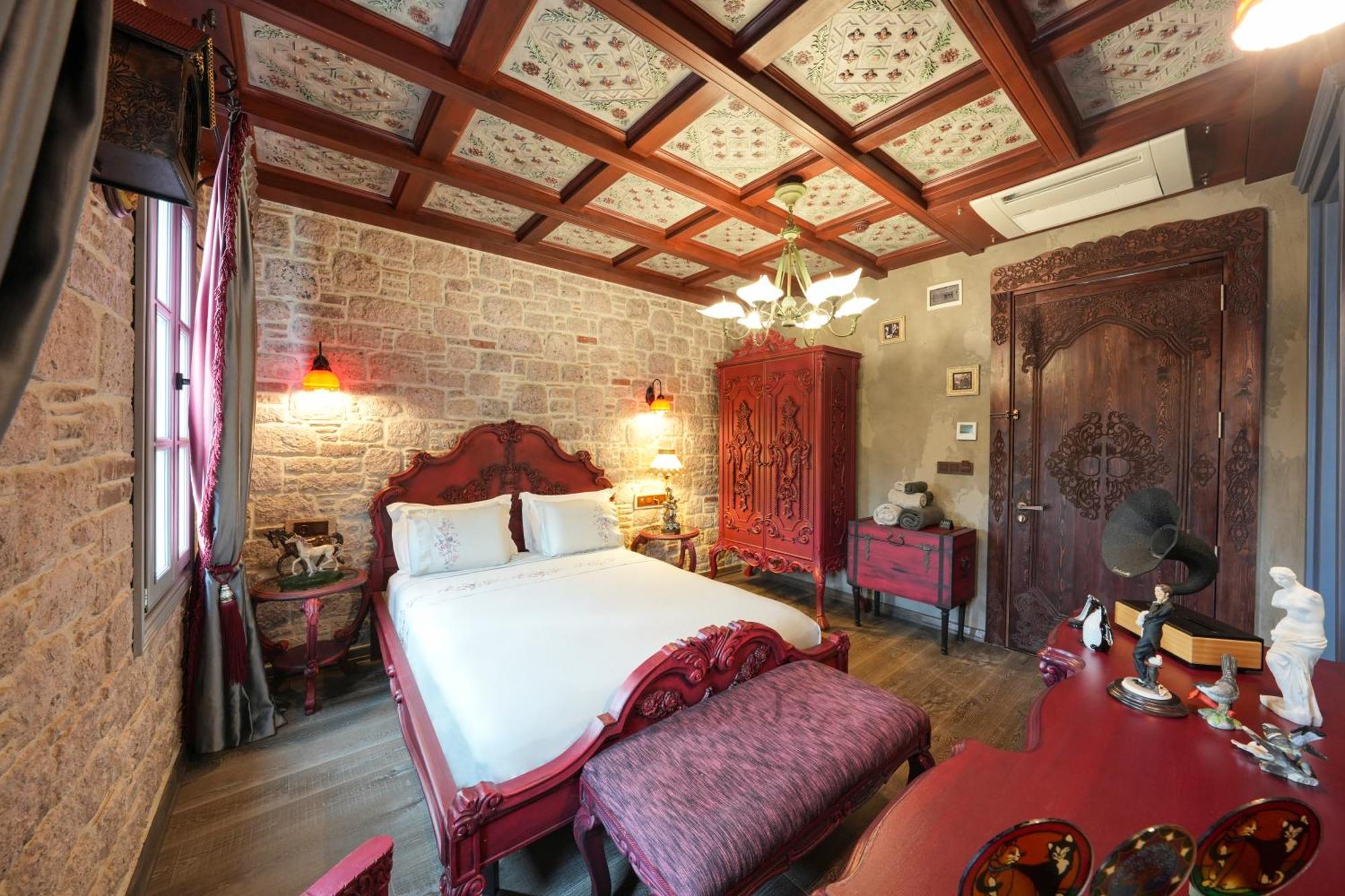 Naz Su Cunda Hotel ภายนอก รูปภาพ