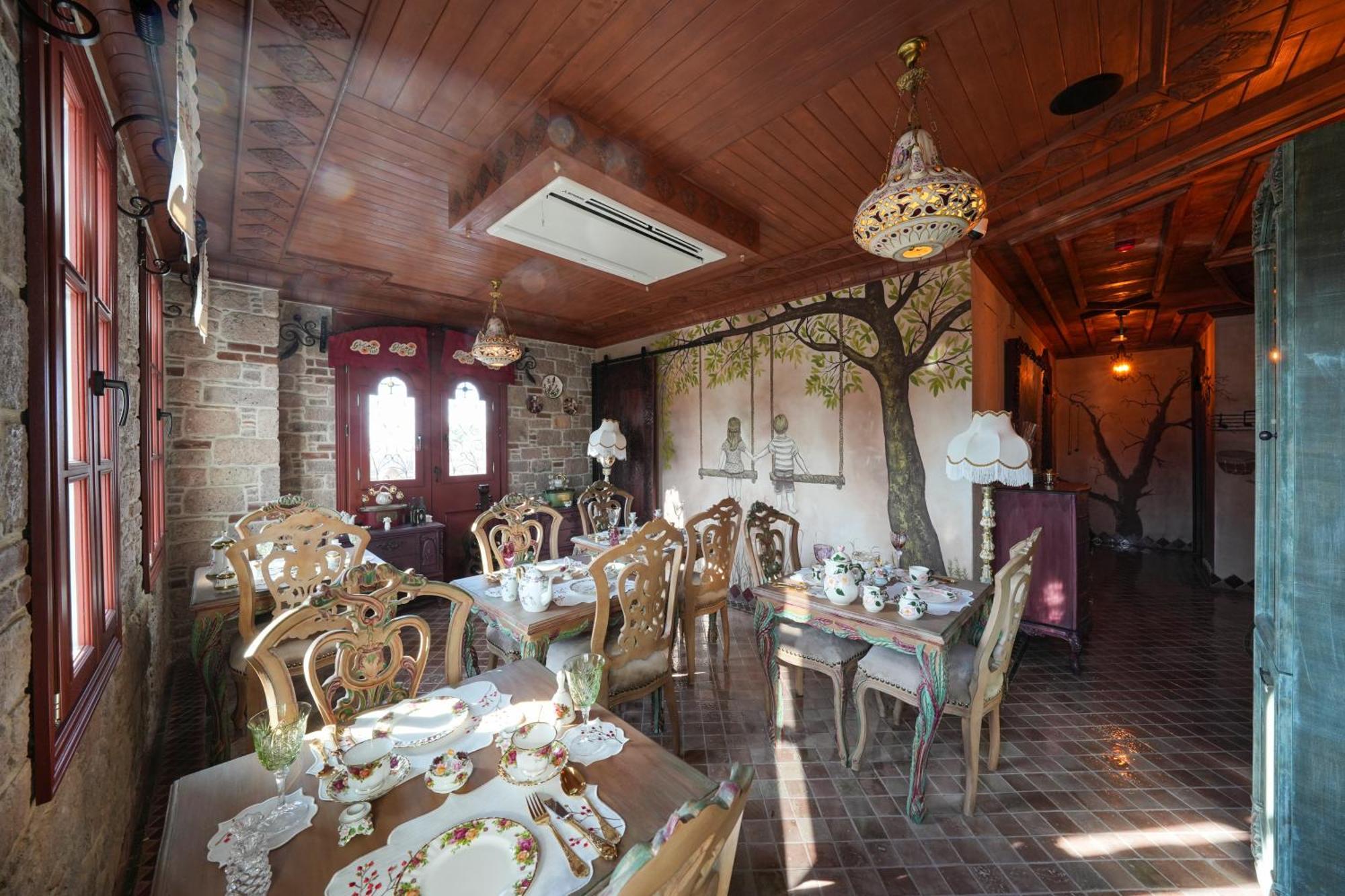 Naz Su Cunda Hotel ภายนอก รูปภาพ