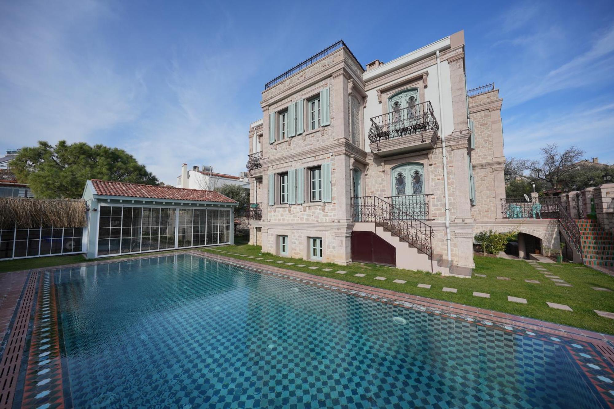 Naz Su Cunda Hotel ภายนอก รูปภาพ